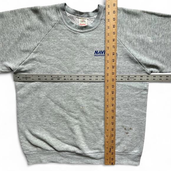 Vintage Distressed Gray Navistar Indianapolis Plant Raglan Crewneck Sweatshirt L - Picture 16 of 16